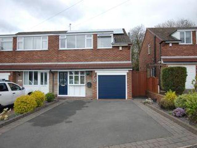 House for sale in Halesowen, West Midlands