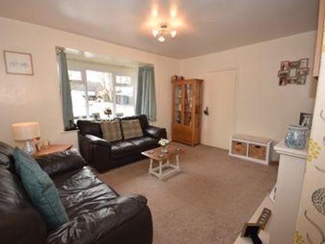 House for sale in Charlesworth, East Midlands