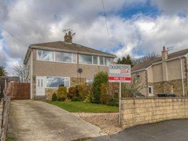 House for sale in Halifax, Calderdale