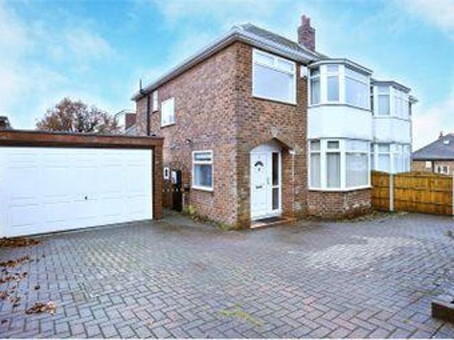 House for sale in Pudsey, West Yorkshire