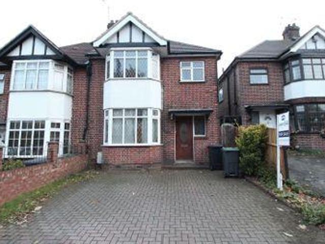 House for sale in Luton