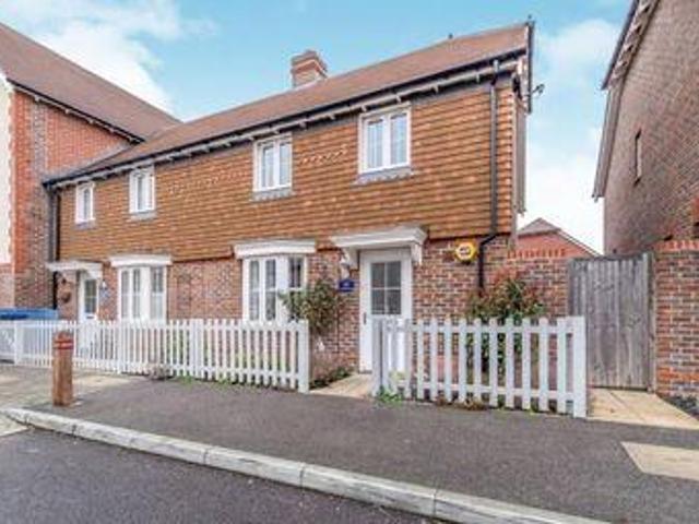 House for sale in Oad Street, Kent