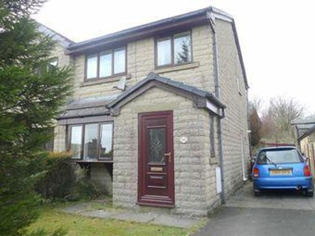 House for sale in Charlesworth, East Midlands