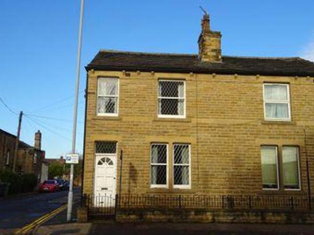 House for sale in Dewsbury, West Yorkshire