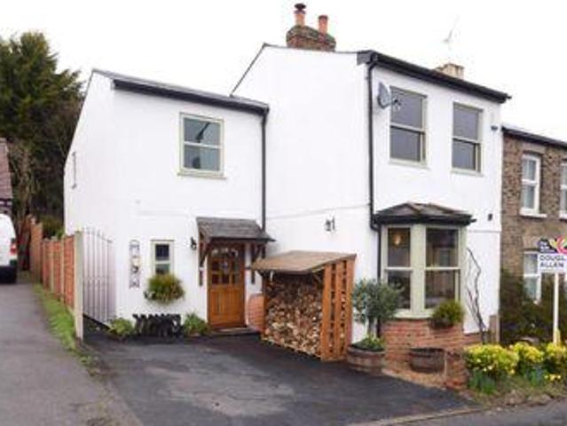 House for sale in Epping