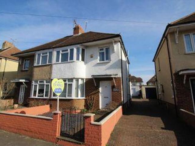 House for sale in Aldershot, Hampshire