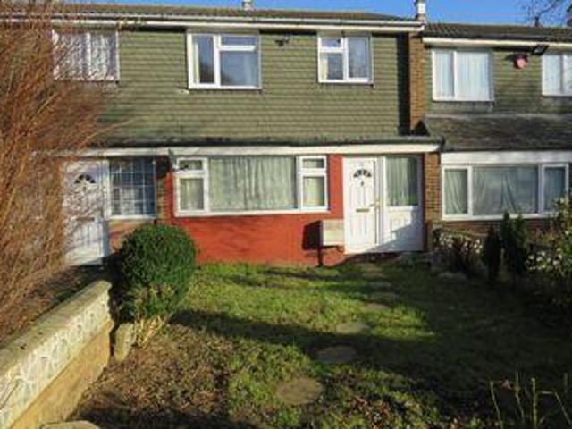 House for sale in Luton