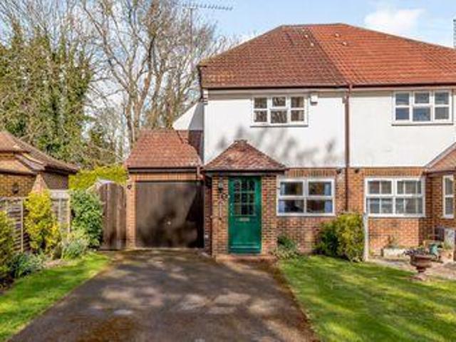 House for sale in Pachesham Park, Surrey