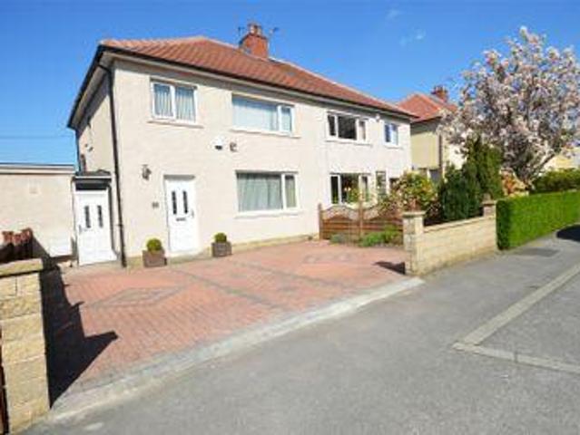 House for sale in Huddersfield, Kirklees