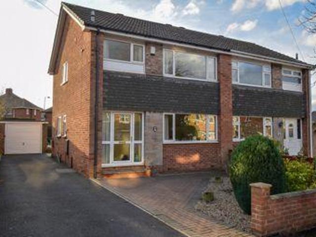House for sale in Ossett, West Yorkshire