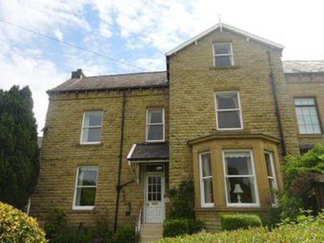 House for sale in Batley, West Yorkshire