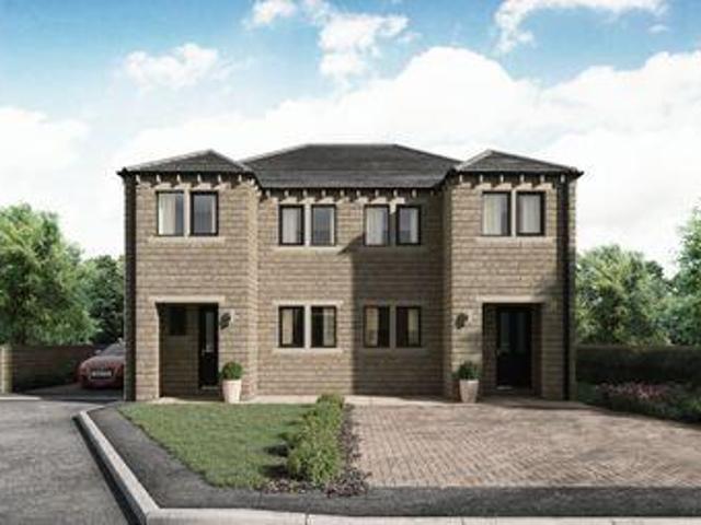 House for sale in Huddersfield, West Yorkshire