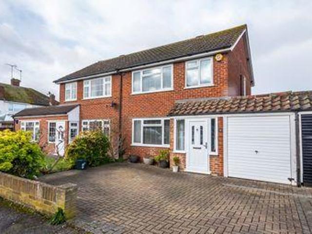 House for sale in Lower Halliford, Surrey