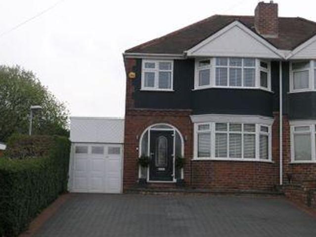 House for sale in Halesowen, West Midlands