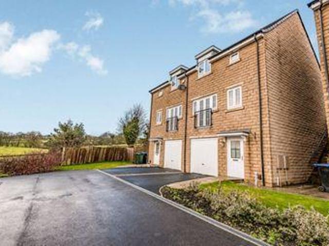House for sale in Keighley, West Yorkshire