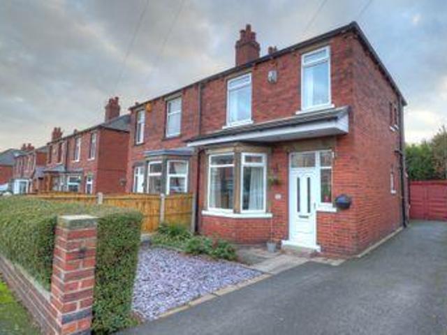 House for sale in Dewsbury, West Yorkshire