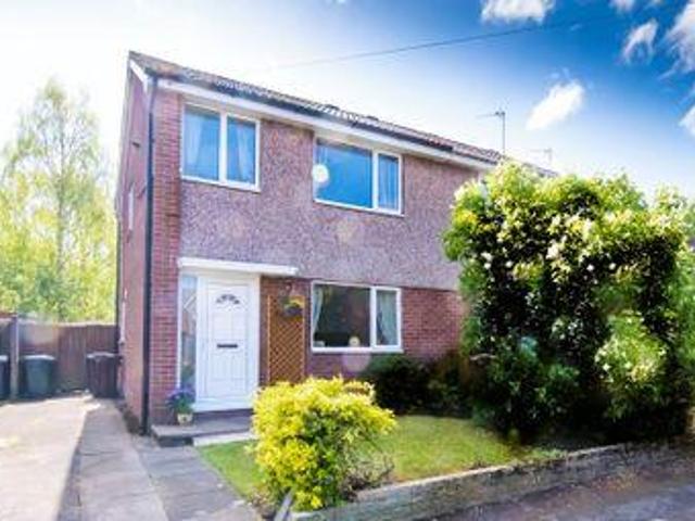House for sale in Roby Mill, Lancashire