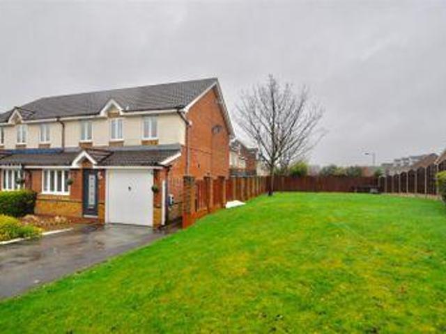House for sale in Stalybridge, Tameside
