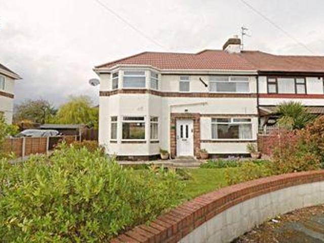 House for sale in Rossmore, Cheshire