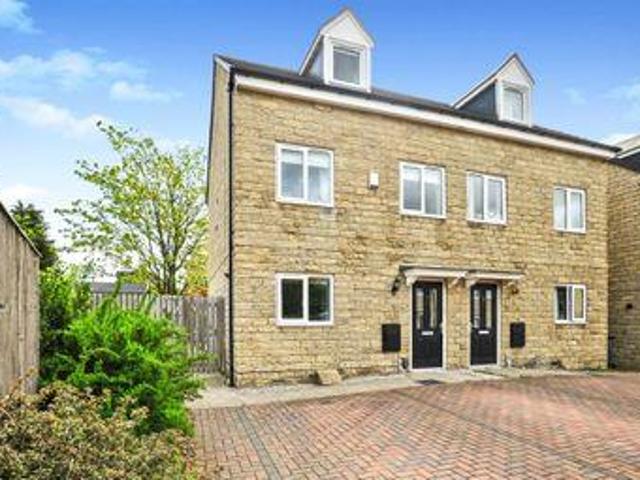 House for sale in Pudsey, West Yorkshire