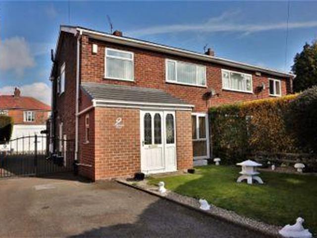 House for sale in Dewsbury, West Yorkshire
