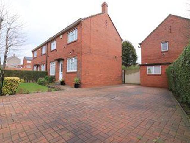 House for sale in Batley, West Yorkshire
