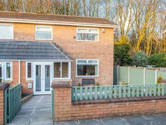 House for sale in Roby Mill, Lancashire