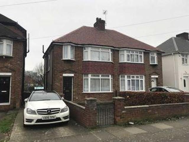 House for sale in Edgware, Greater London