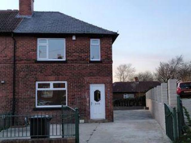 House for sale in Dewsbury, West Yorkshire