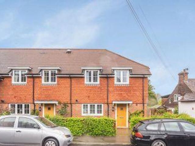 House for sale in Hillview, Surrey