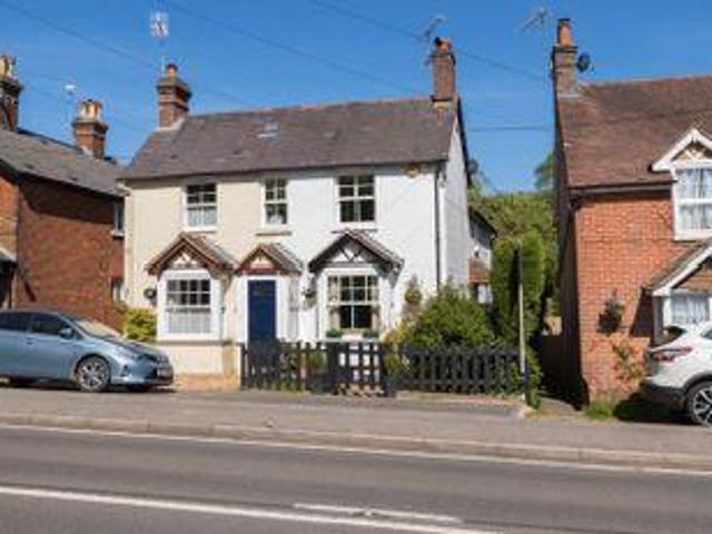 House for sale in Fole, Surrey