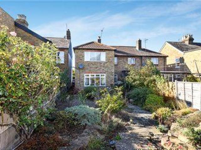 House for sale in Lambourn, West Berkshire