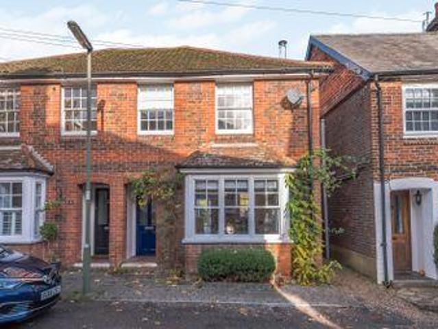 House for sale in Fole, Surrey