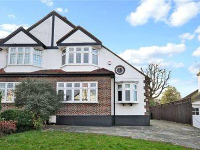 House for sale in Worcester Park, Greater London