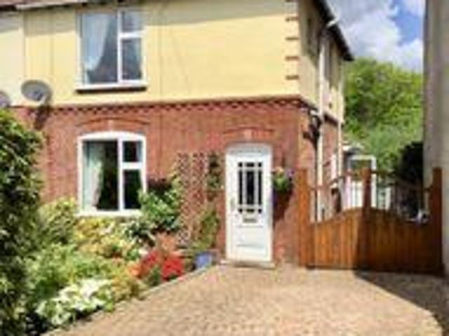 House for sale in Camp Hill, Warwickshire