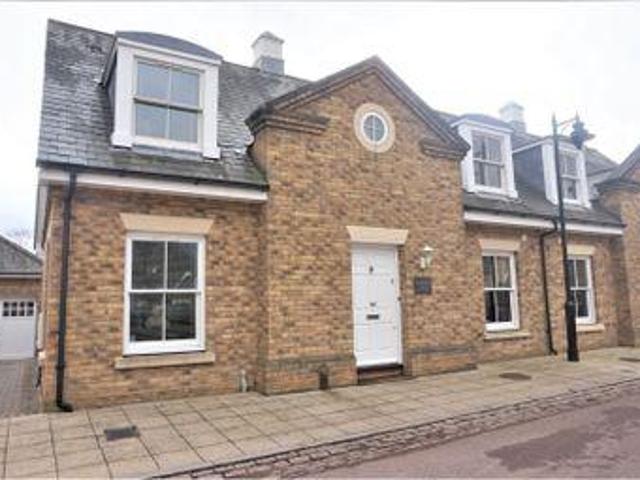 House for sale in Waltham Cross, Broxbourne