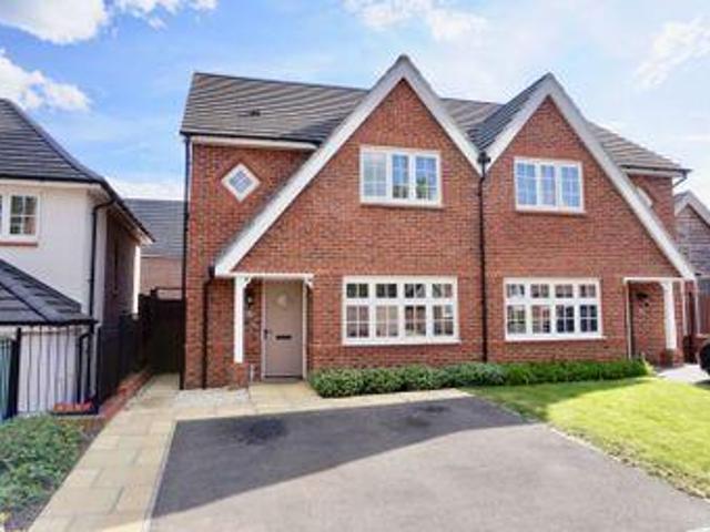 House for sale in Gun Hill, Warwickshire