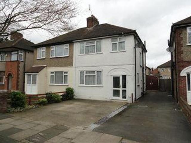 House for sale in Northolt, Greater London
