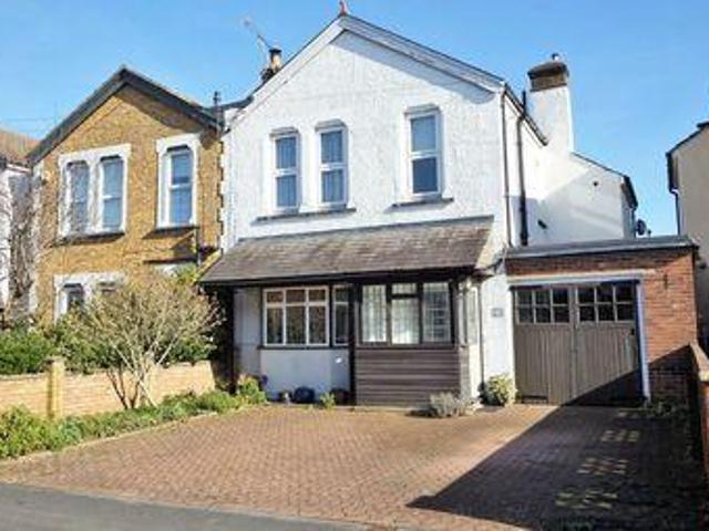 House for sale in Farnborough, Hampshire