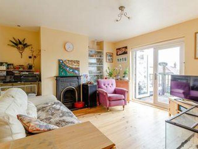 House for sale in Cleckheaton, West Yorkshire