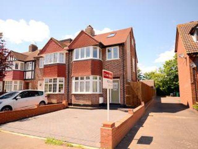 House for sale in Worcester Park, Greater London