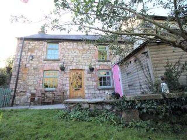 House for sale in Griffithstown, Wales