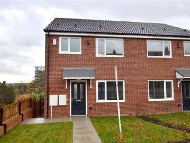 House for sale in Pudsey, West Yorkshire