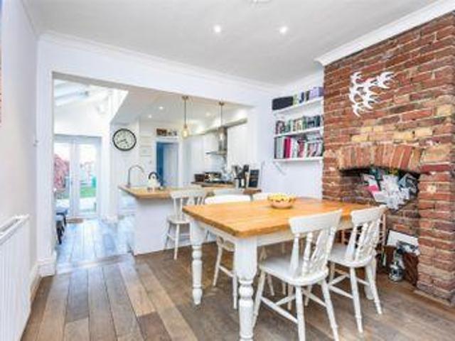 House for sale in Kingston Upon Thames, Greater London