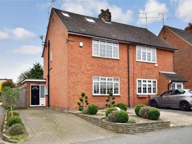 House for sale in Navestock Side