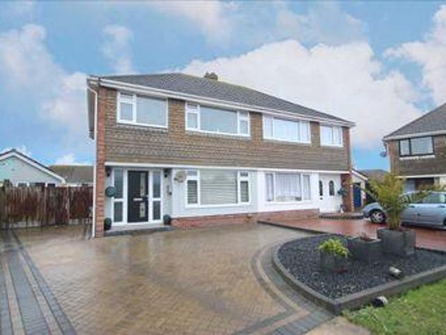 House for sale in Dale Hill, Essex