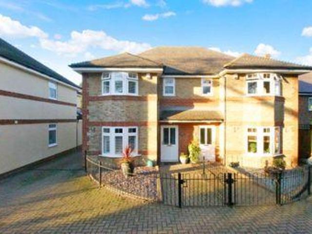 House for sale in Pouchen End, Hertfordshire