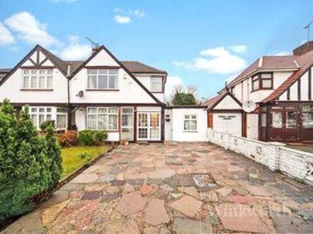 House for sale in Edgware, Greater London