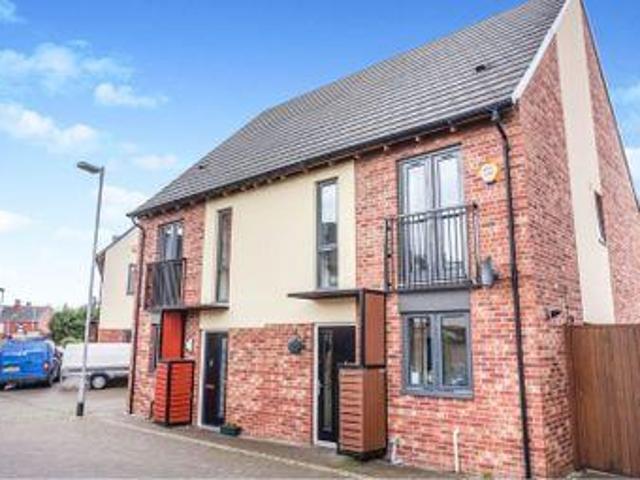 House for sale in Castleford, West Yorkshire