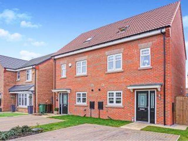 House for sale in Pontefract, West Yorkshire